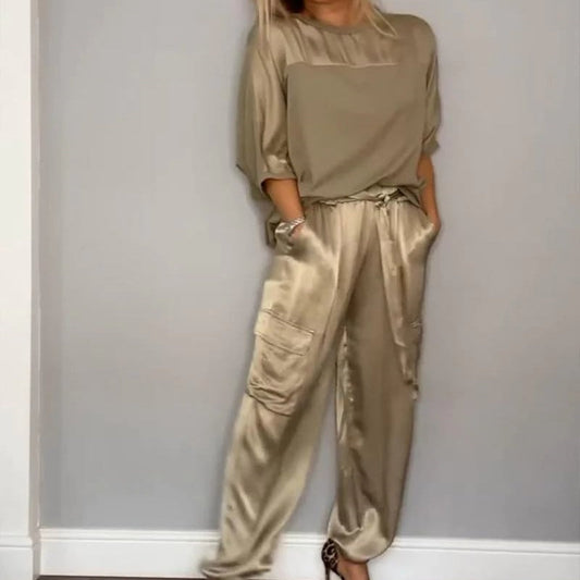 Women's Round-Neck Top & Pants 2-Piece Set